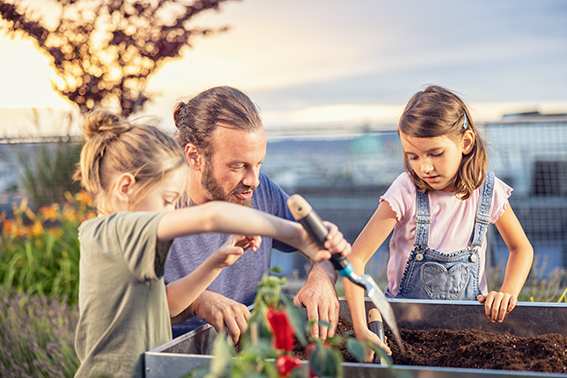 Grow your wellbeing with the GARDENA EcoLine Hand Trowel