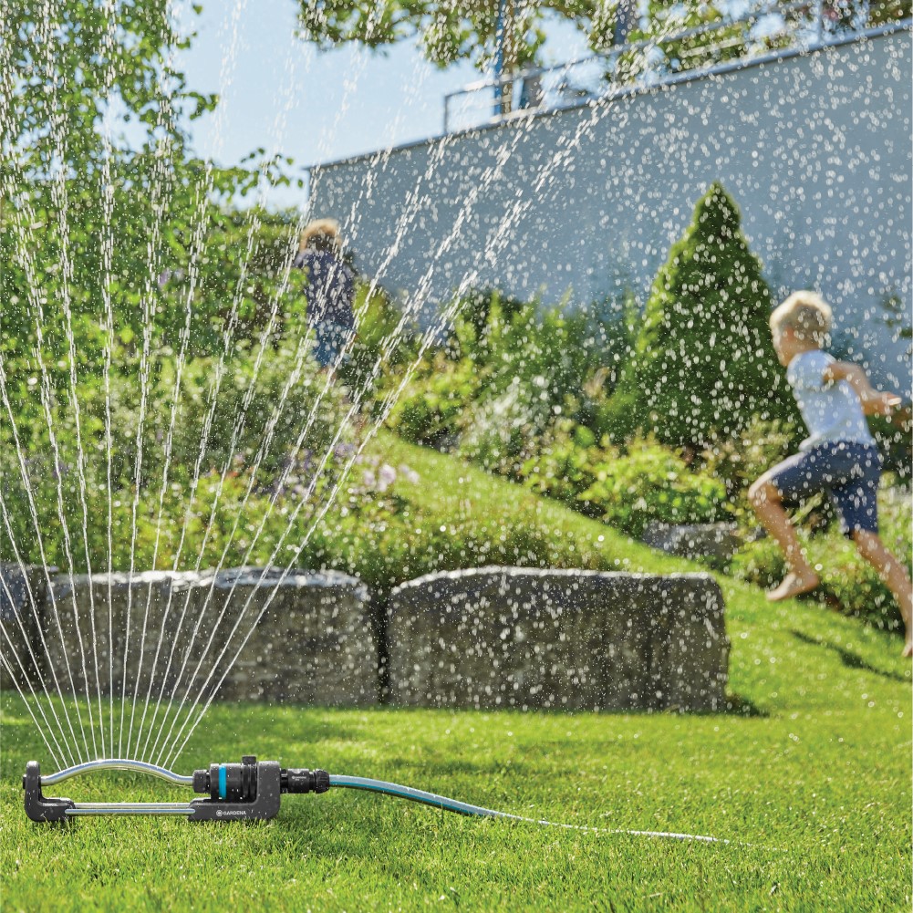 GARDENA EcoLine Oscillating Sprinkler