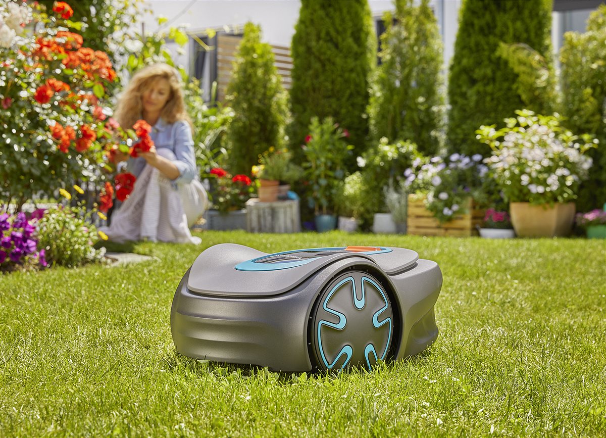 Tondeuse robot connectée Bluetooth® SILENO minimo - GARDENA