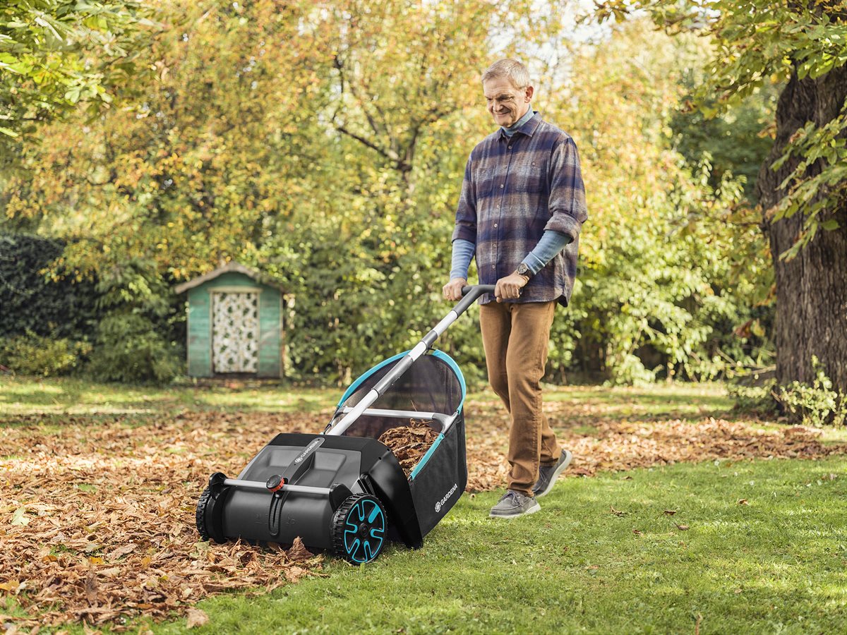 The Gardena Leaf and Grass Collector