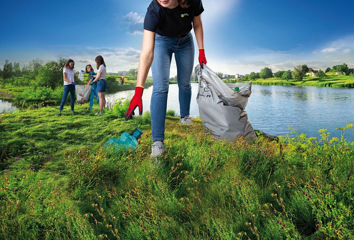 An Rhein, Donau und anderen Flüssen wird sauber gemacht