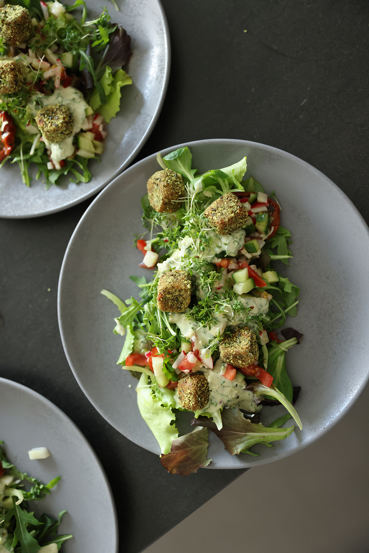 Vegane Kräuterfalafel mit Kresse