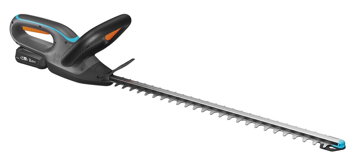 The new GARDENA Battery Hedge Trimmer EasyCut 5518V P4A